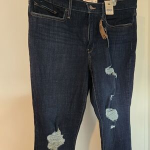 Levi's Women's Skinny Jeans in Deep Blue